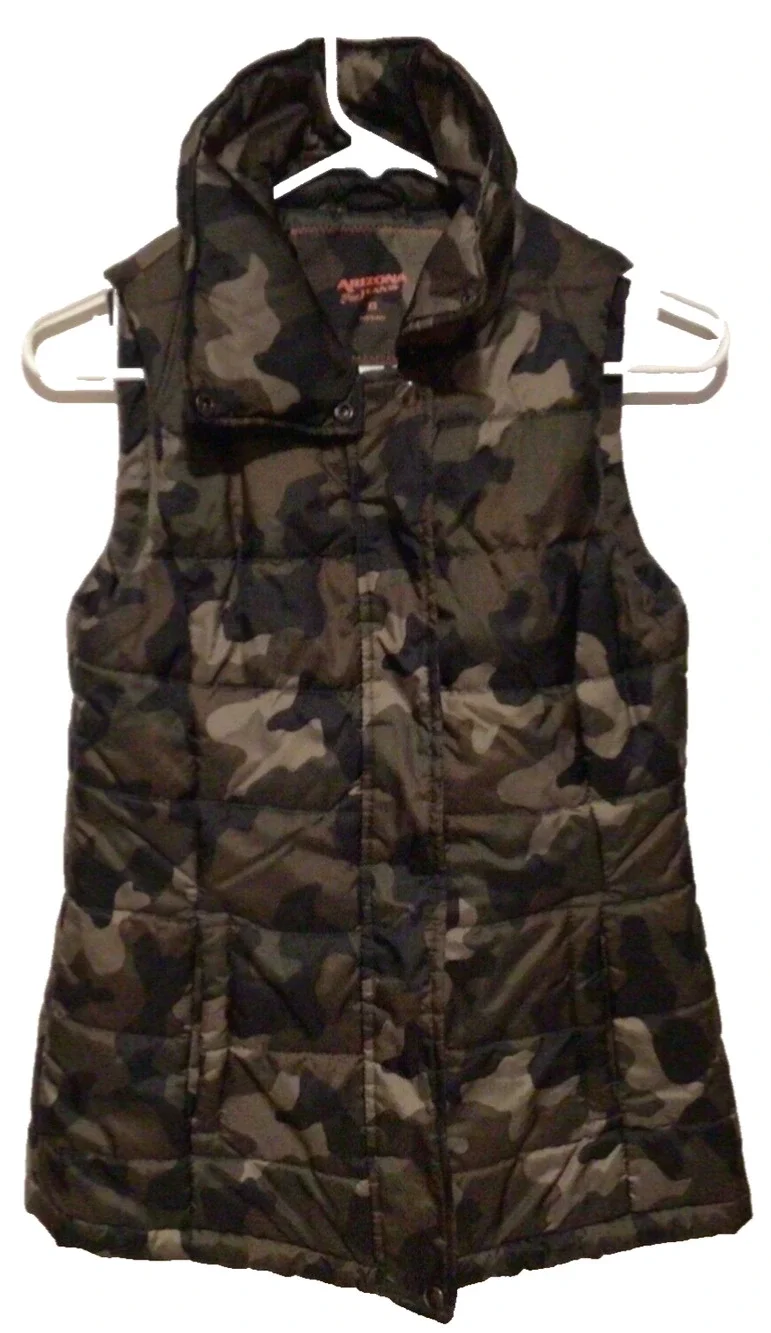 Arizona Jean Co Women’s Camo Puffer Vest Full Zip Sleeveless Jacket XS